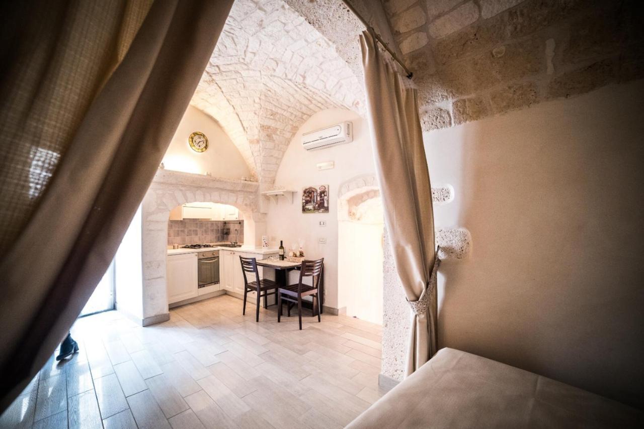 La Nicchia Di Paola Leilighet Ostuni Eksteriør bilde