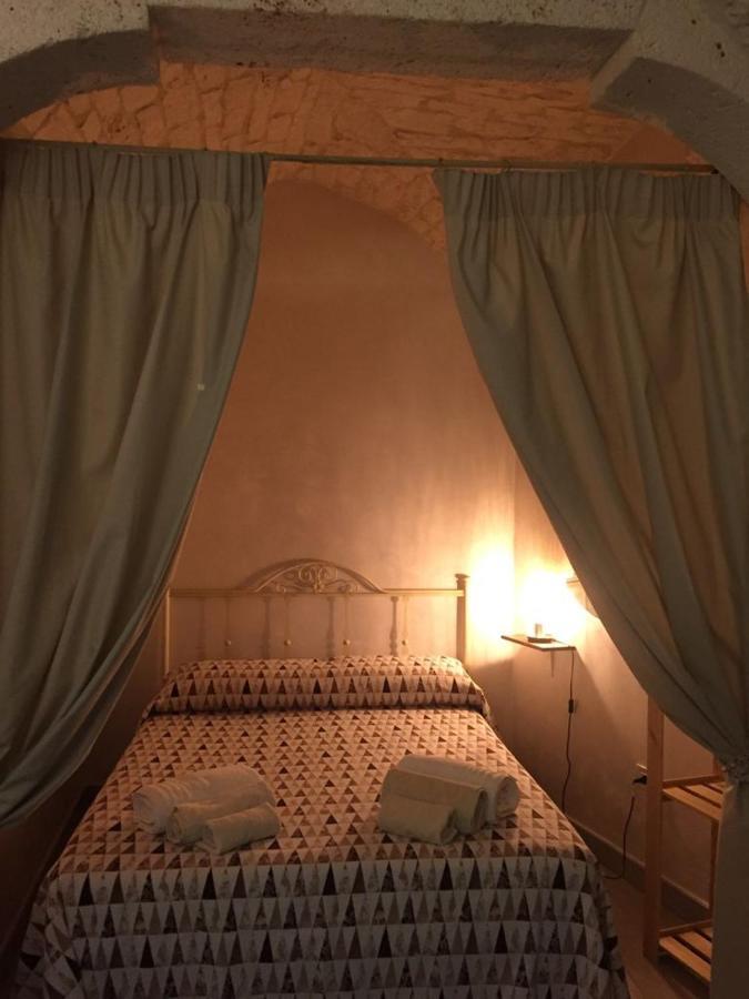 La Nicchia Di Paola Leilighet Ostuni Eksteriør bilde